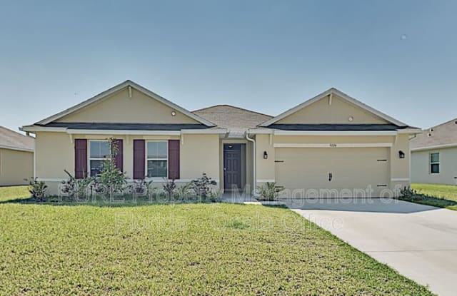 9726 Pepper Tree Place - 9726 Pepper Tree Place, Wildwood, FL 34785