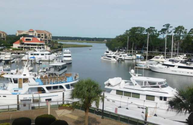 Luxury Condo In Shelter Cove, located in MAINSAIL Gallery 1