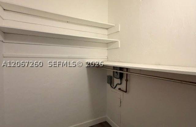 625 NE 86th St Gallery 4