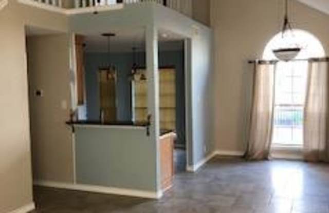8219 Manderly Plaza Gallery 3