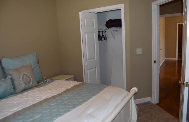 2313 Golden Oak Ct Gallery 4