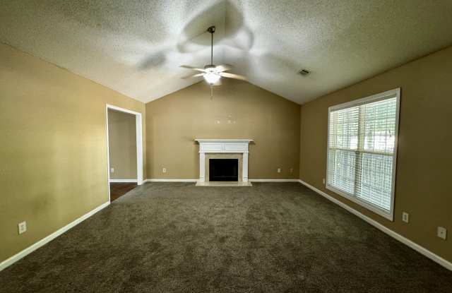 2026 Kirkland Circle Gallery 4