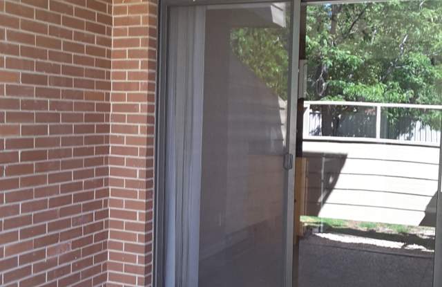 3230 Shadowbrook Drive Gallery 2