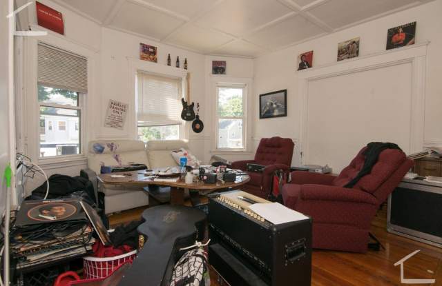 24 Alcott St #2B Boston MA 02134 photos photos