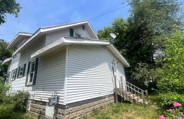 357 Fox SW - Water included + Two full bathrooms photos photos