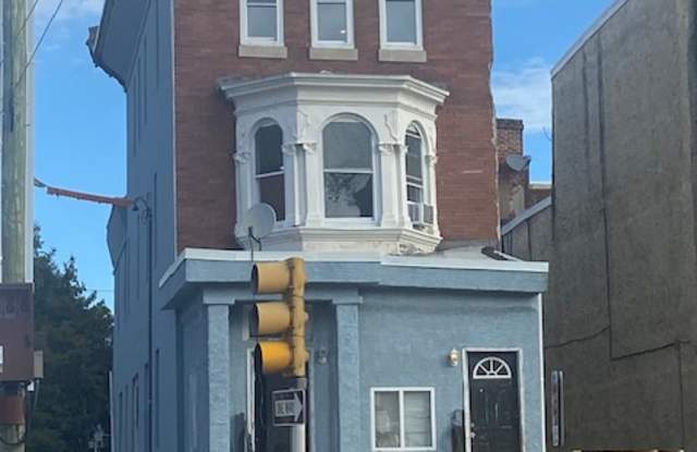 1743 W Erie Ave photos photos