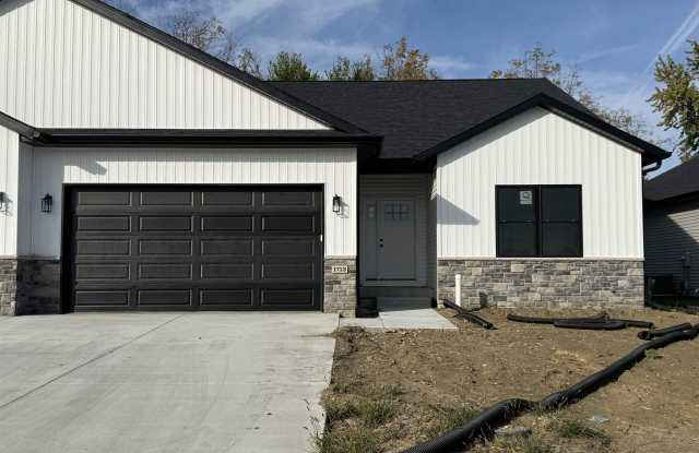 1713 Ambleside Drive Gallery 1