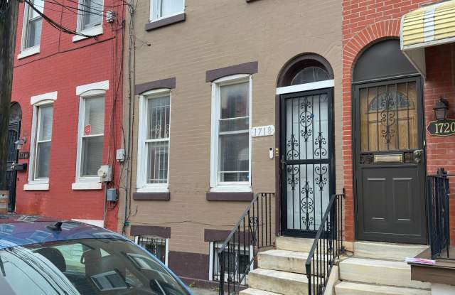 1718 North Lambert Street - 1 photos photos