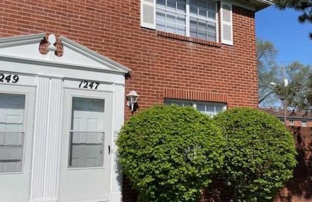 1247 South Hamilton Road - 1247 South Hamilton Road, Columbus, OH 43227