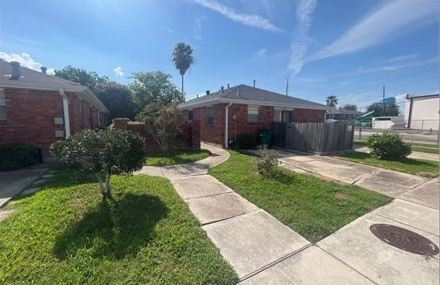 2804 Longwood Drive - A - 2804 Longwood Drive, Metairie, LA 70003