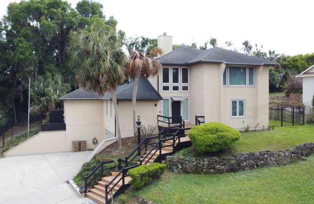 Exquisite Lake County Home with Lake Harris Views photos photos