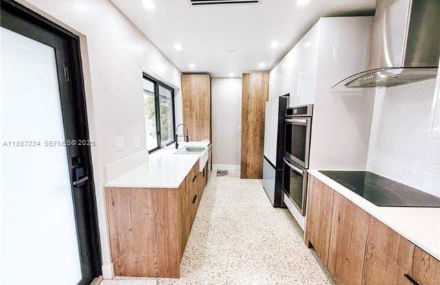 425 NE 103rd St # 0, Miami Shores, FL 33138 photos photos