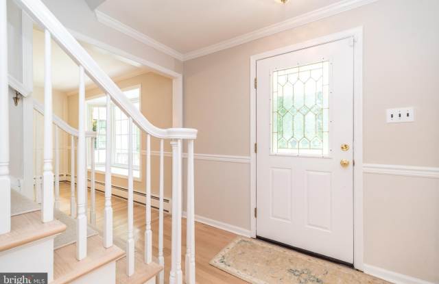 38 CHESTNUT VALLEY Drive Gallery 2