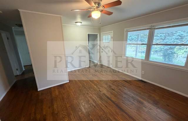 Beautiful 4 bed / 2 bath Single Family Home  in the Raytown School District!! Rent $1695 - Ready to call home! Gallery 4