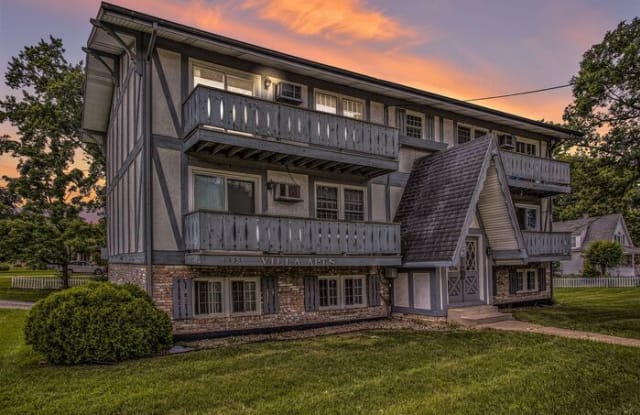 1835 West Michigan Avenue - 1835 West Michigan Avenue, Battle Creek, MI 49037