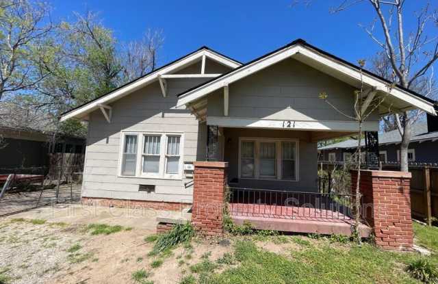 121 NW 29th St photos photos