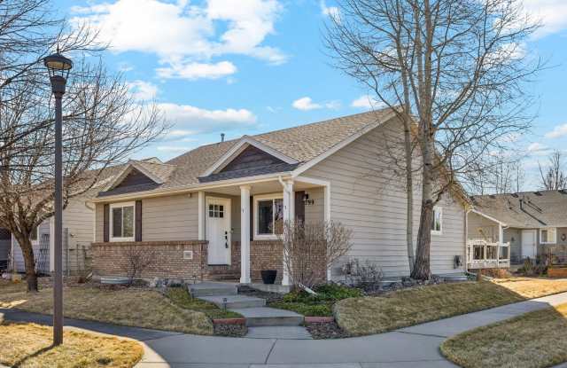 Low-Maintenance Upgraded 3-Bedroom Home Near Downtown Loveland photos photos