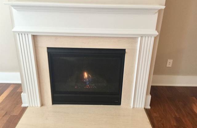 325 Alderwood Ln Gallery 4