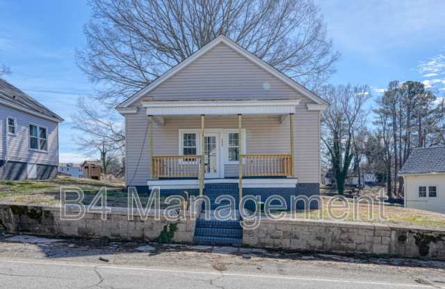 555 W Peachtree Street - 555 West Peachtree Street, Woodruff, SC 29388