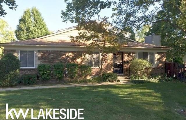 5052 Coventry - 5052 Coventry Court, Royal Oak, MI 48073