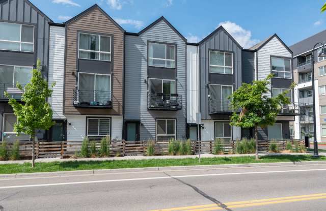 Modern Townhome Living in Lakewood – $2,650/mo photos photos