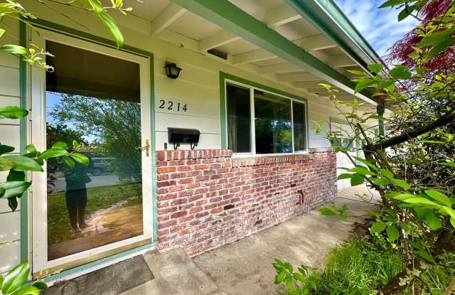 3 bedroom, single level, 3-car garage space (2 attached + 1 detached) photos photos