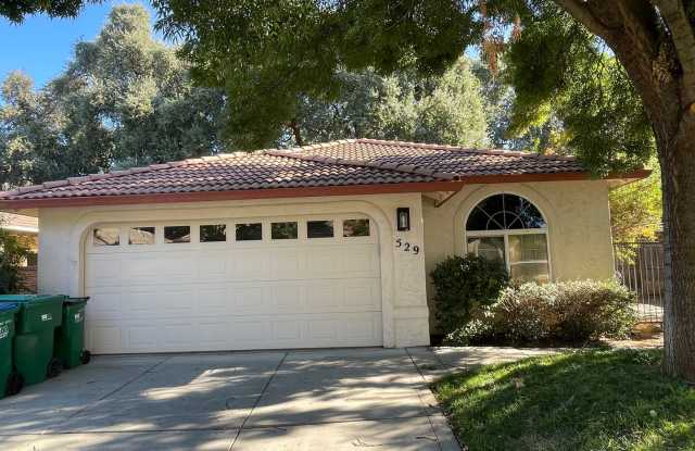 3 bedroom 2 bath, Mission Ranch Neighborhood, Turnkey ready to move in. photos photos