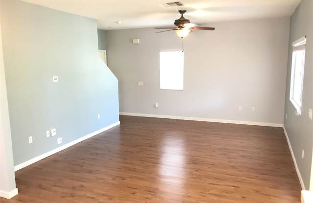 1864 McDougal Ter Gallery 2