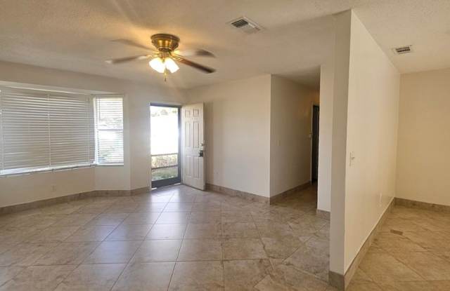 Single Family Home in Port Charlotte Gallery 4