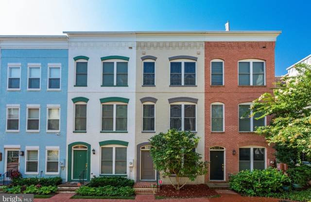 1039 5TH STREET SE - 1039 5th Street Southeast, Washington, DC 20003