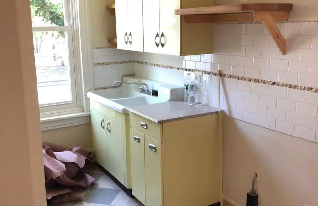 114 W APSLEY STREET - 114 Apsley Street, Philadelphia, PA 19144