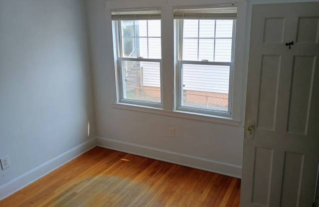 46 Lawn Ave photos photos