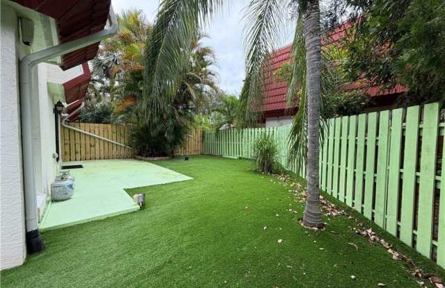10927 Meadow Lark Cove Drive Gallery 3