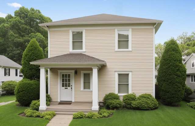 729 N Dunlap St photos photos