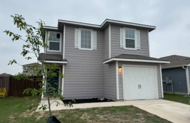 3-Bedroom Home in Southeast San Antonio with Spacious Backyard & Open Layout photos photos 3-Bedroom Home in Southeast San Antonio with Spacious Backyard & Open Layout photos photos