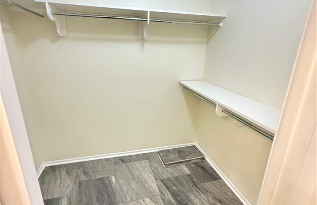17426 Birchwood Lane Gallery 4