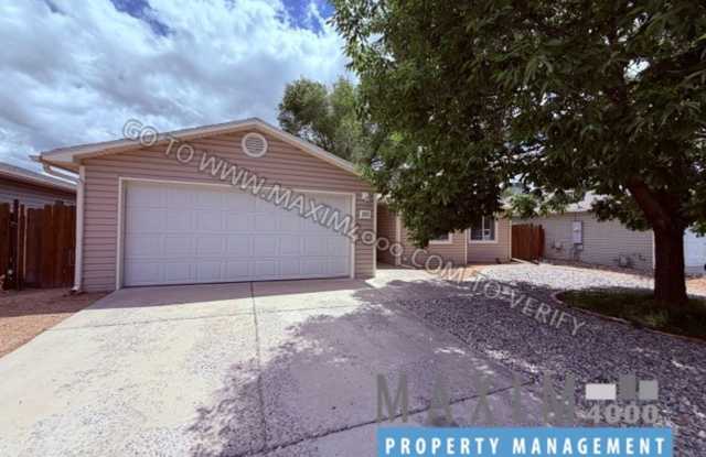 255 SARGENT CIRCLE - GREAT 3BR HOME! photos photos