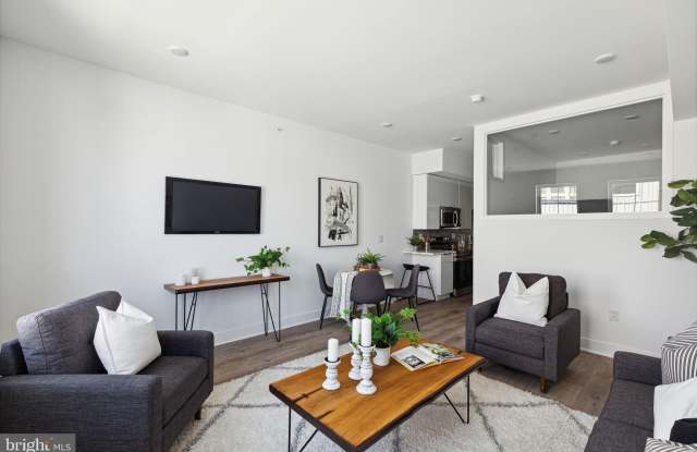 1439 FEDERAL Street unit: 211 photos photos