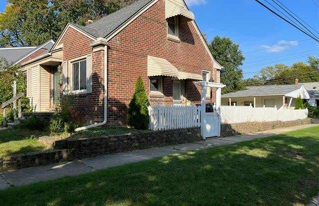 3102 N Blair Avenue Gallery 2