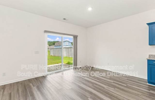 484 Pender Woods Dr Gallery 3