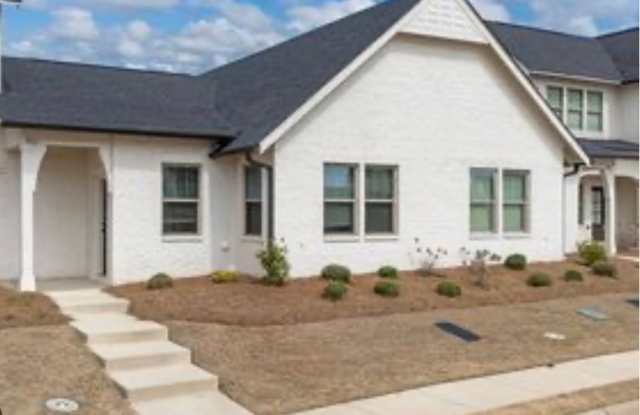 Townhome Available Soon! photos photos