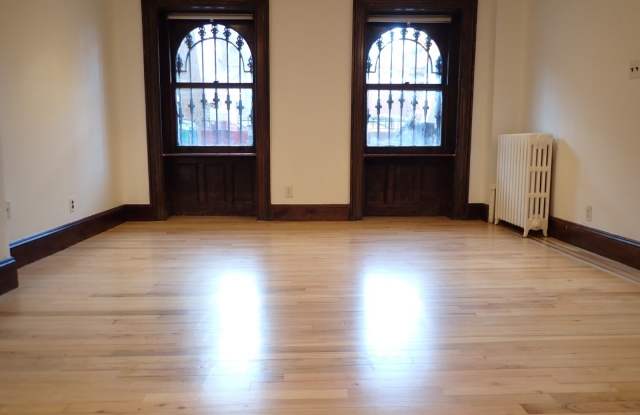 207 CARLTON AVENUE photos photos