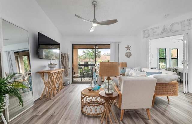 4057 Crockers Lake Boulevard photos photos
