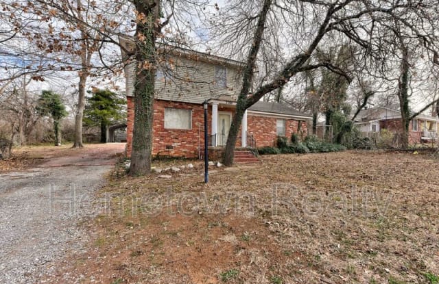 2200 N Saint Luke Avenue - 2200 North Saint Luke Avenue, Midwest City, OK 73141