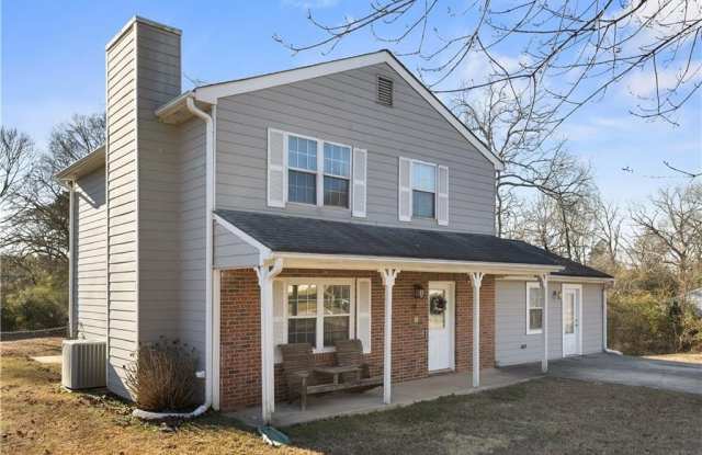 284 Oak Ridge photos photos