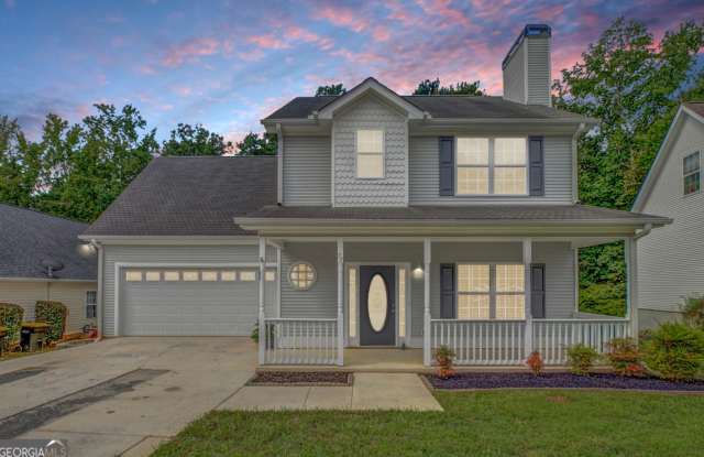 Great 3 bedroom, 2.5 bath in Newnan! - 77 Crescent Street, Newnan, GA 30265