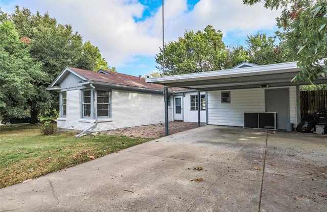 3857 W Spurgeon Street Gallery 3