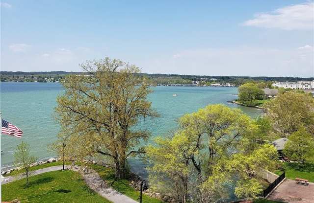 205 Lakeshore Dr photos photos