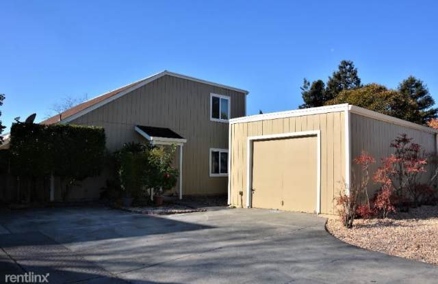 105 Verde Court - 105 Verde Court, Petaluma, CA 94954