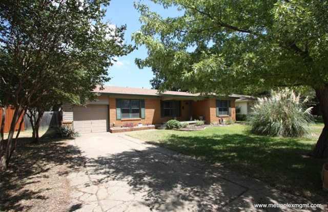 6717 John Drive - 6717 John Drive, Richland Hills, TX 76118